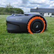 Robot-koszacy-bez-przewodu-z-gps-segway-i108-navimow